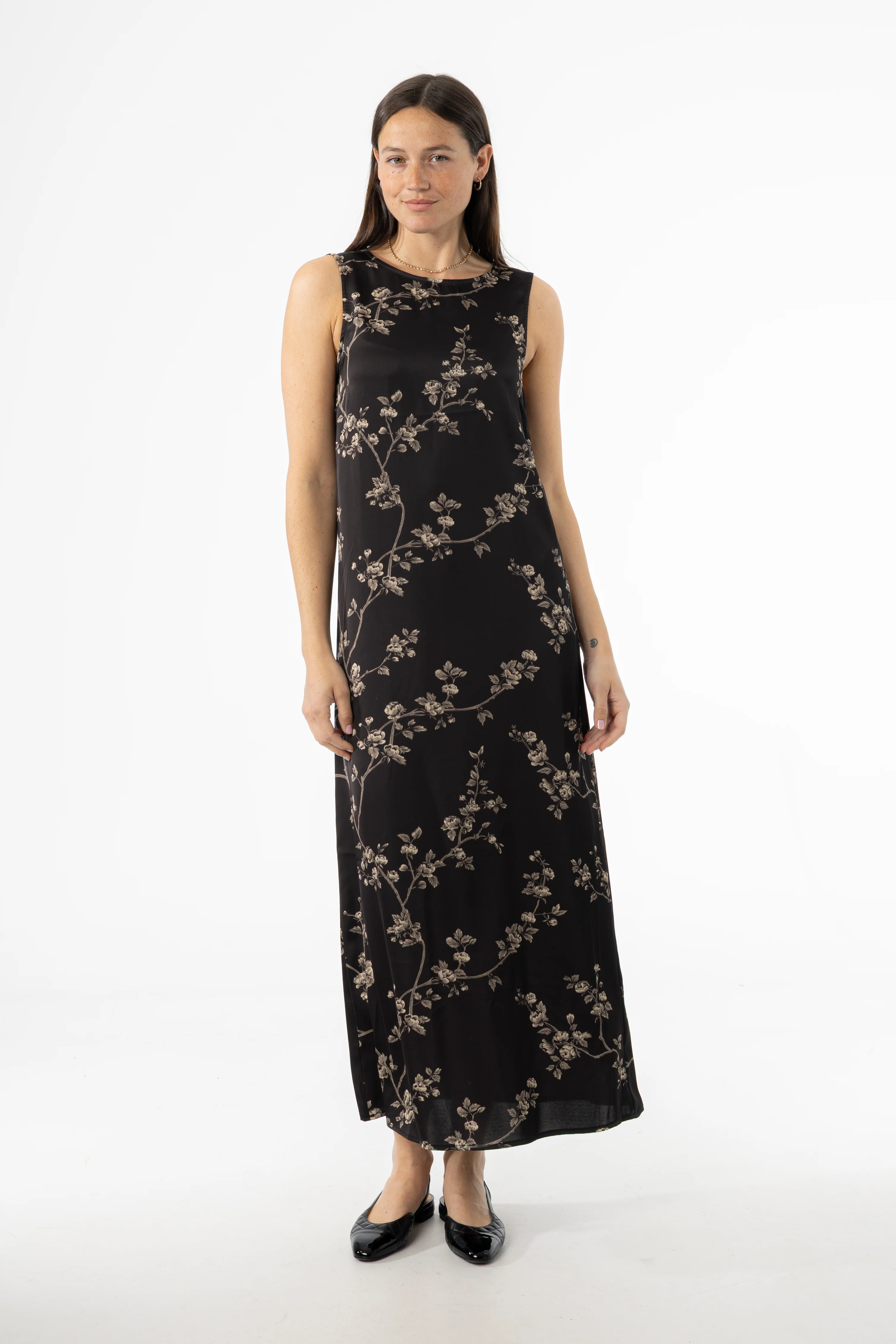 Black & Beige Round Neck Jumper - Image 2