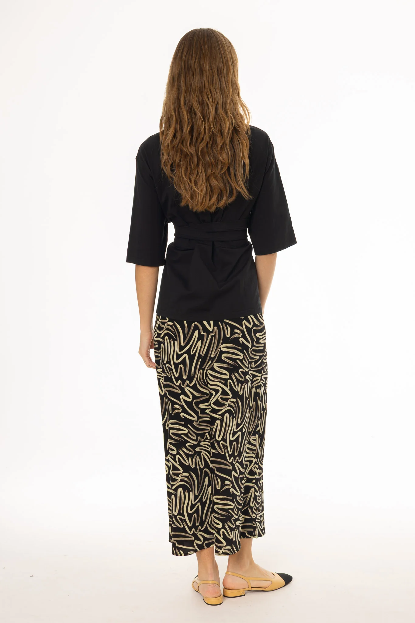 Black Brushstroke Printed Slip Skirt - Image 4
