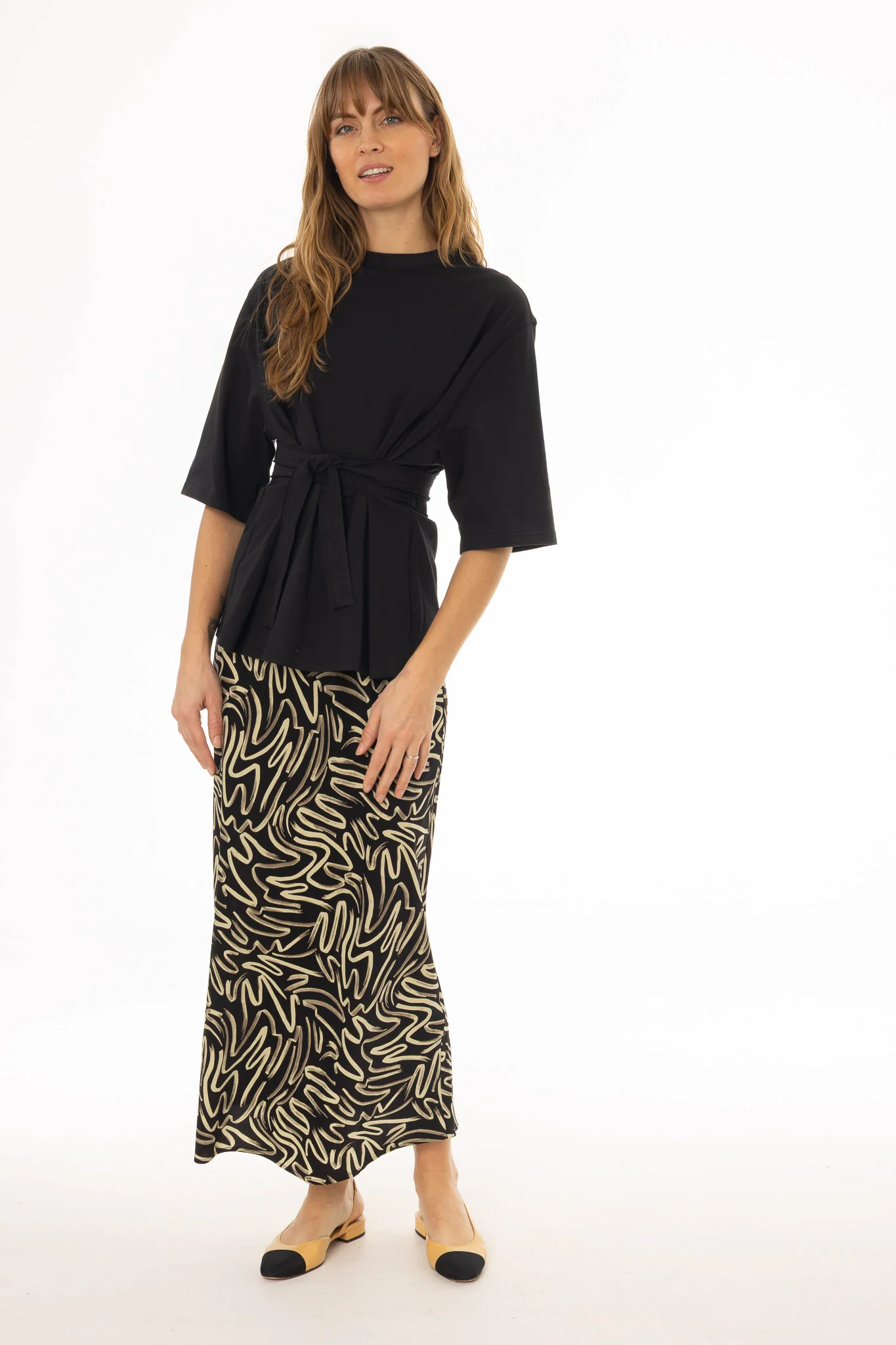 Black Brushstroke Printed Slip Skirt - Image 5
