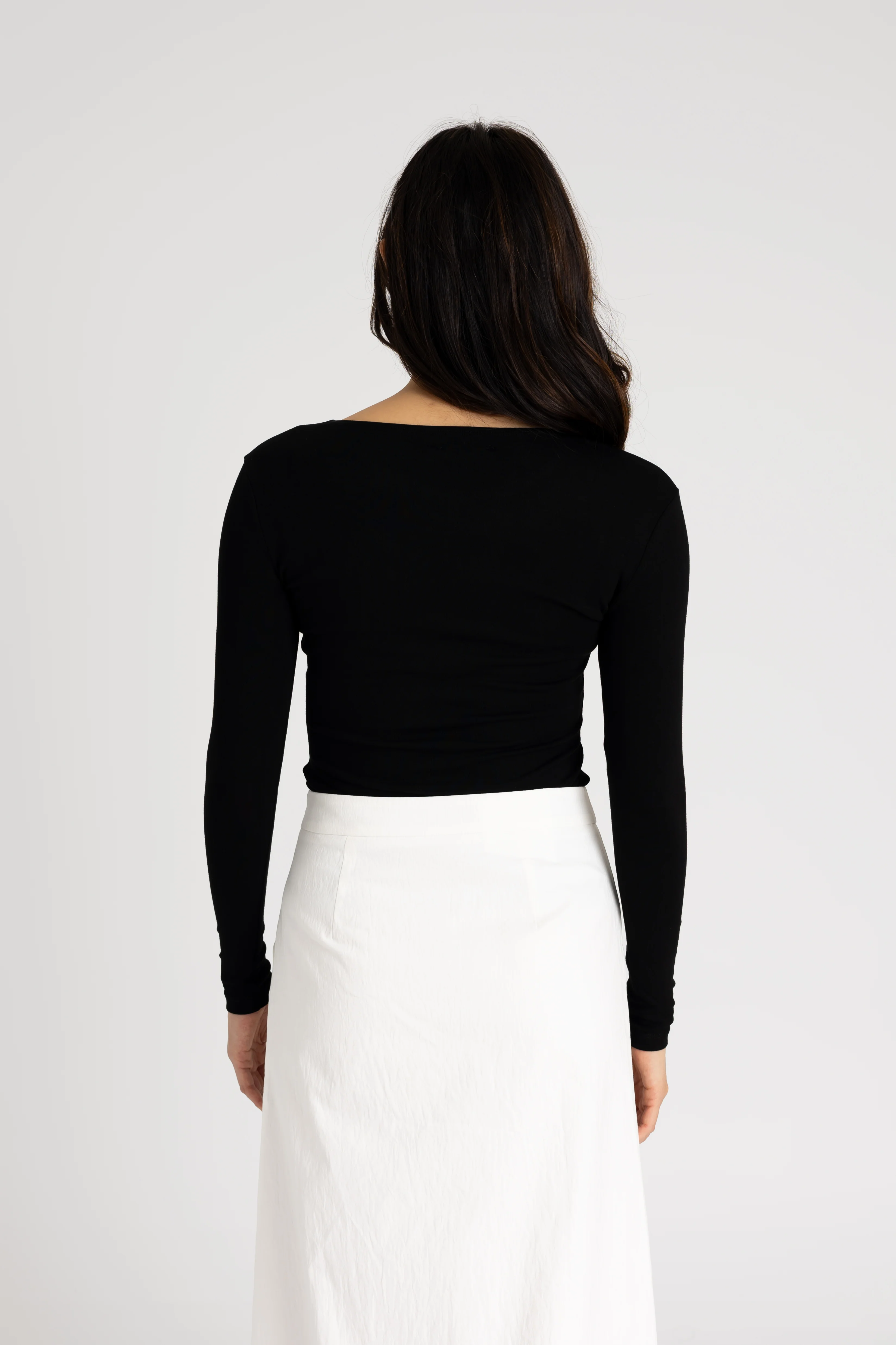 Black Solid Wide Neck T-Shirt - Image 3