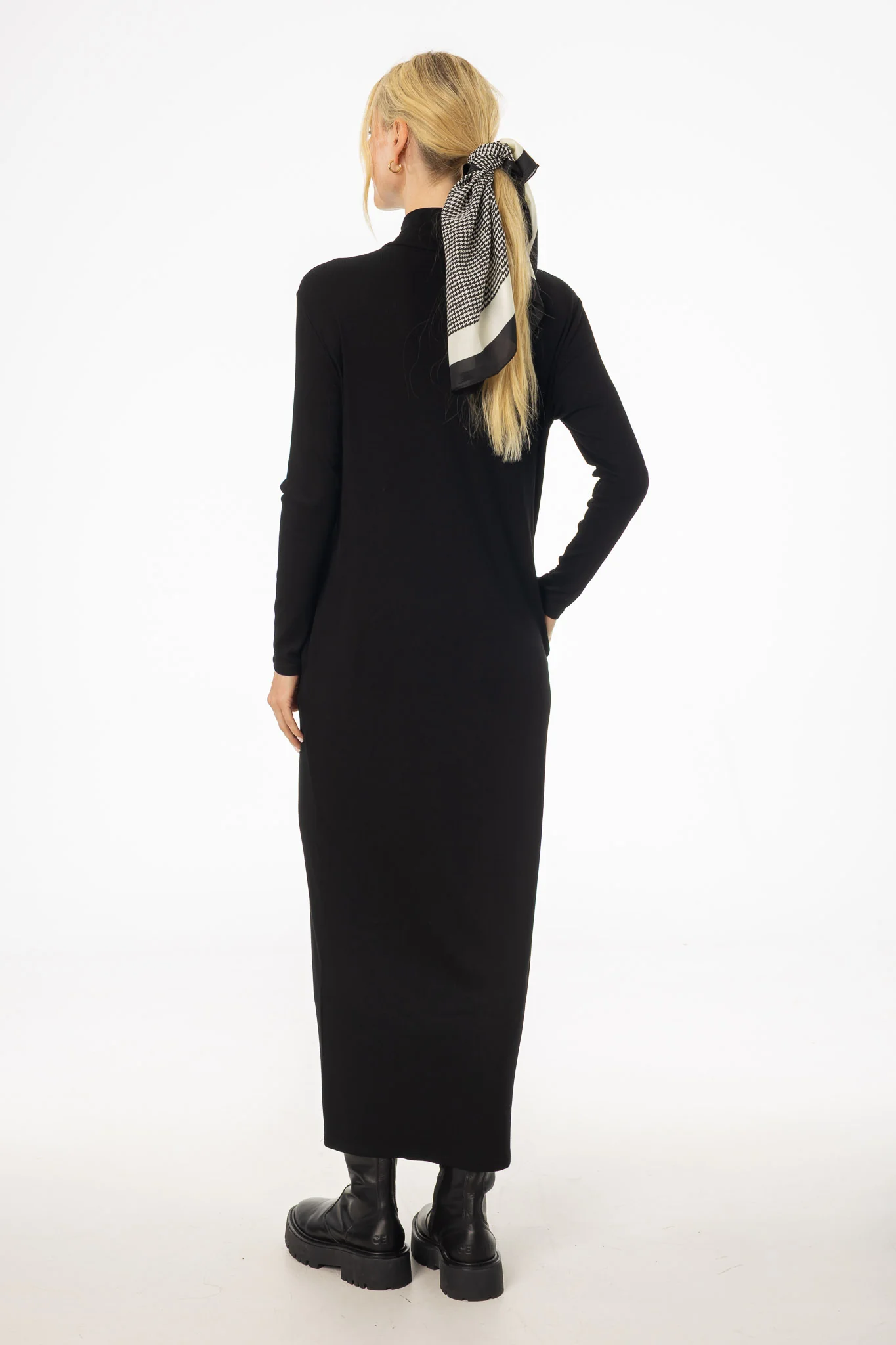 Black Turtleneck Basic Maxi - Image 5