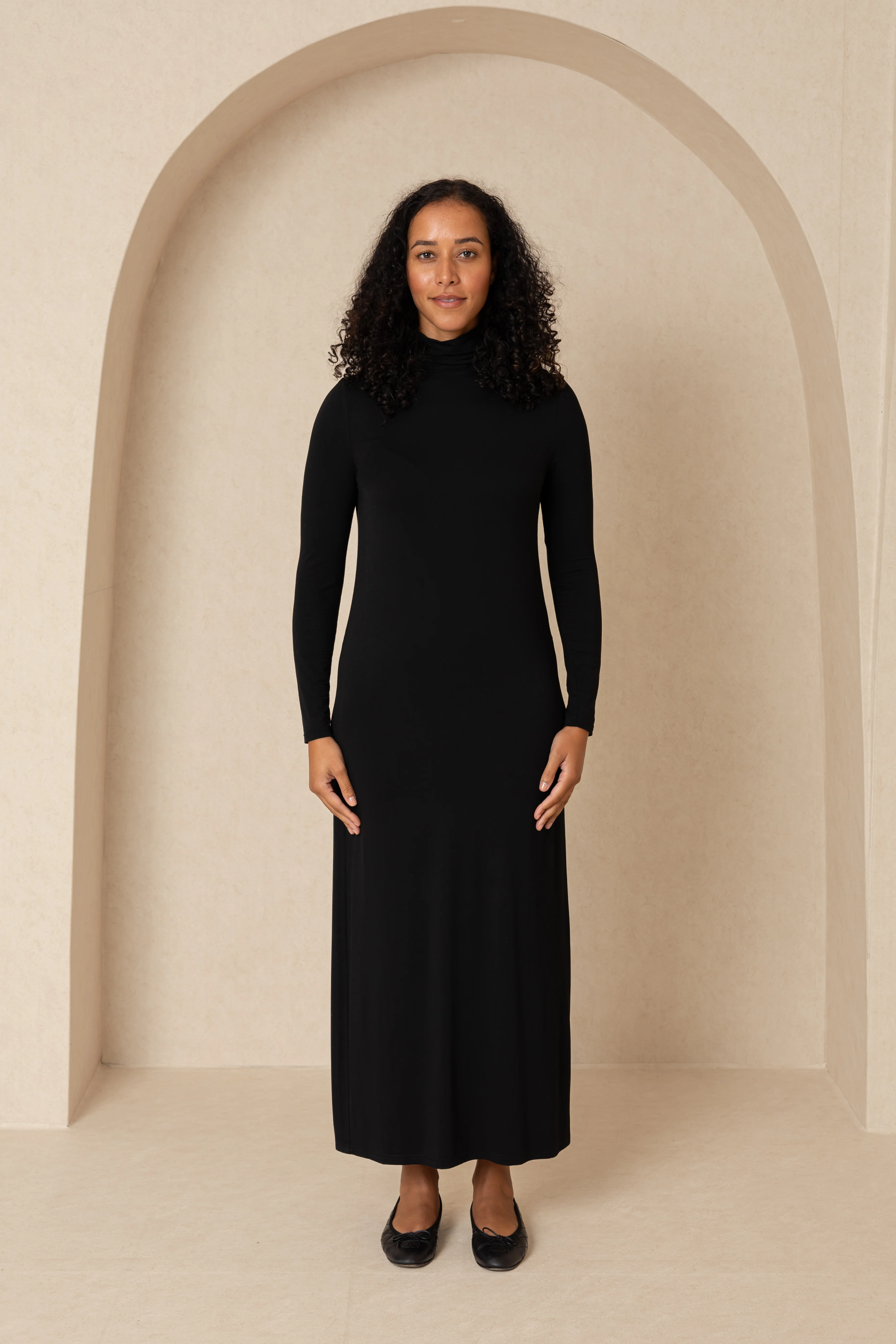 Black Turtleneck Maxi - Image 4