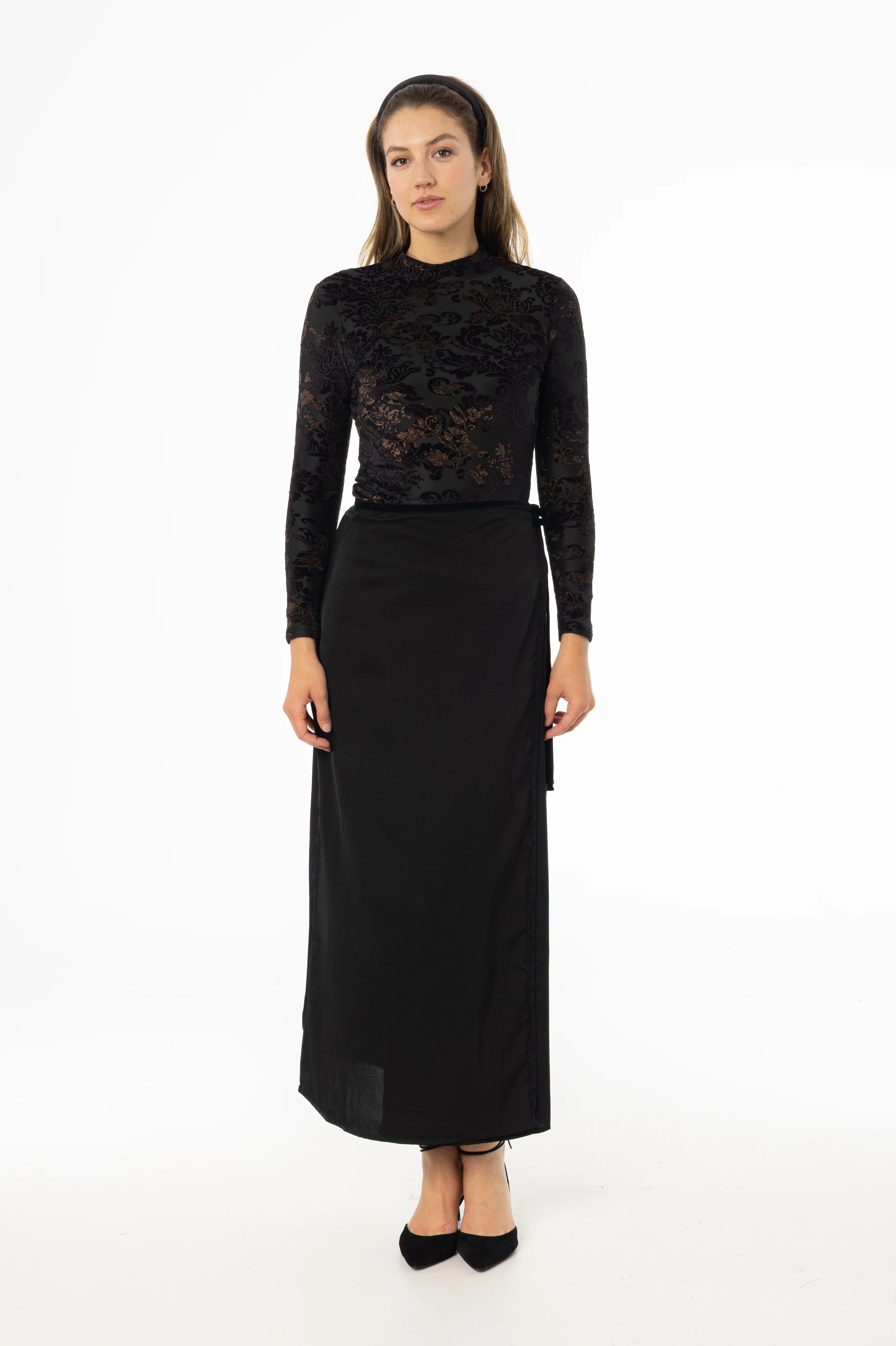 Black Velour Trim Wrap Skirt - Image 4