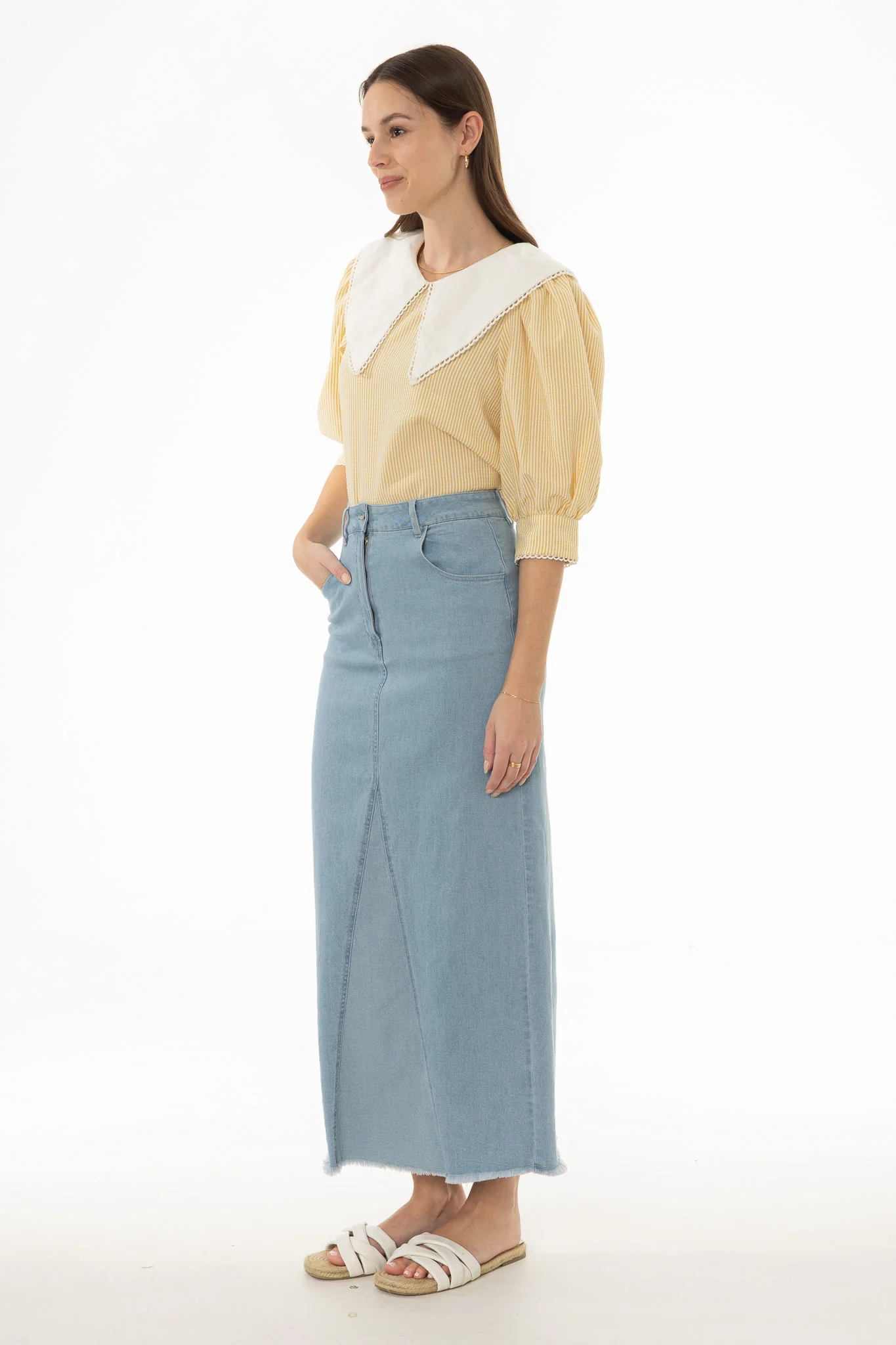 Blue Contrast Denim Maxi Skirt - Image 3