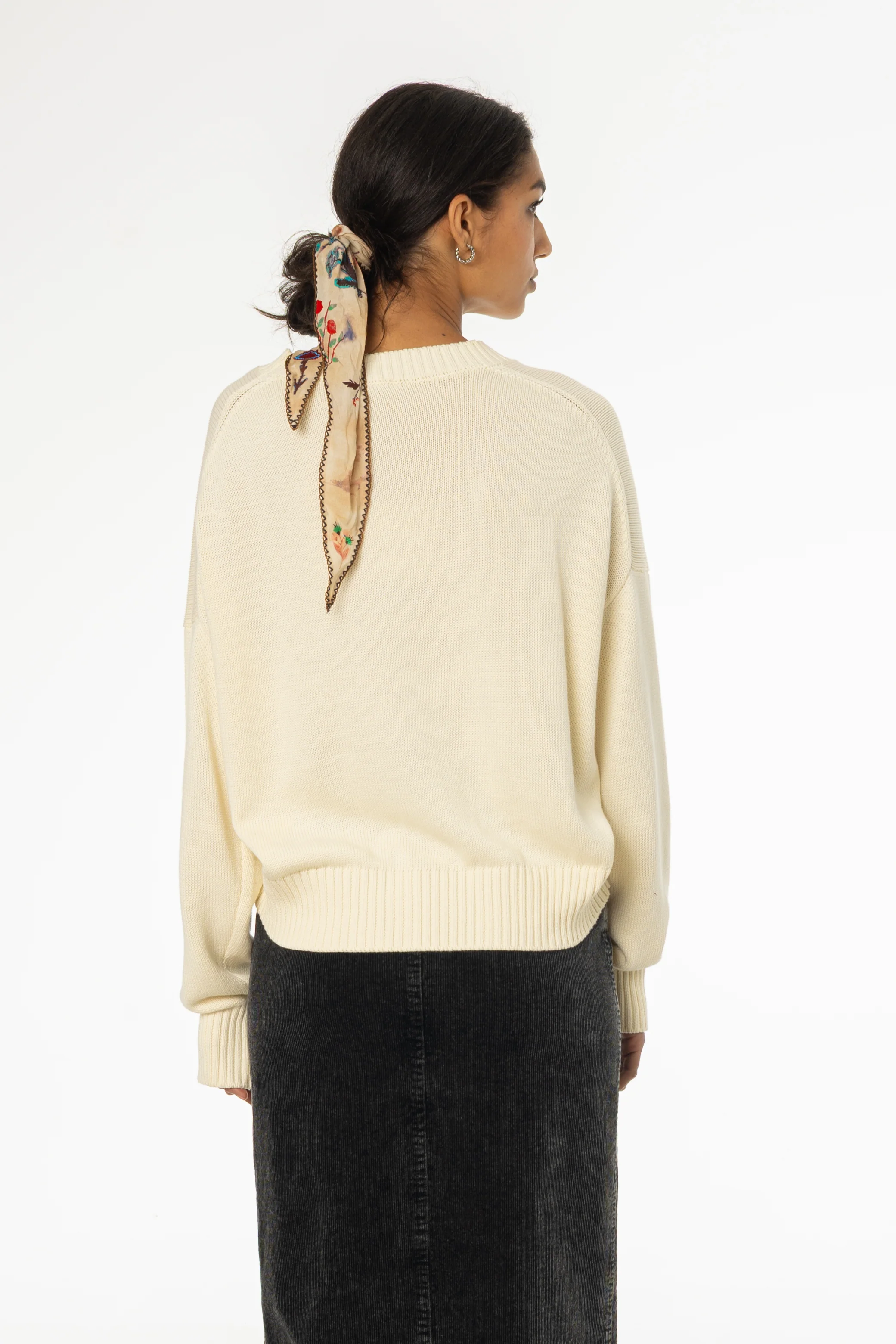 Cream High-Low Oversized Sweater - Image 3