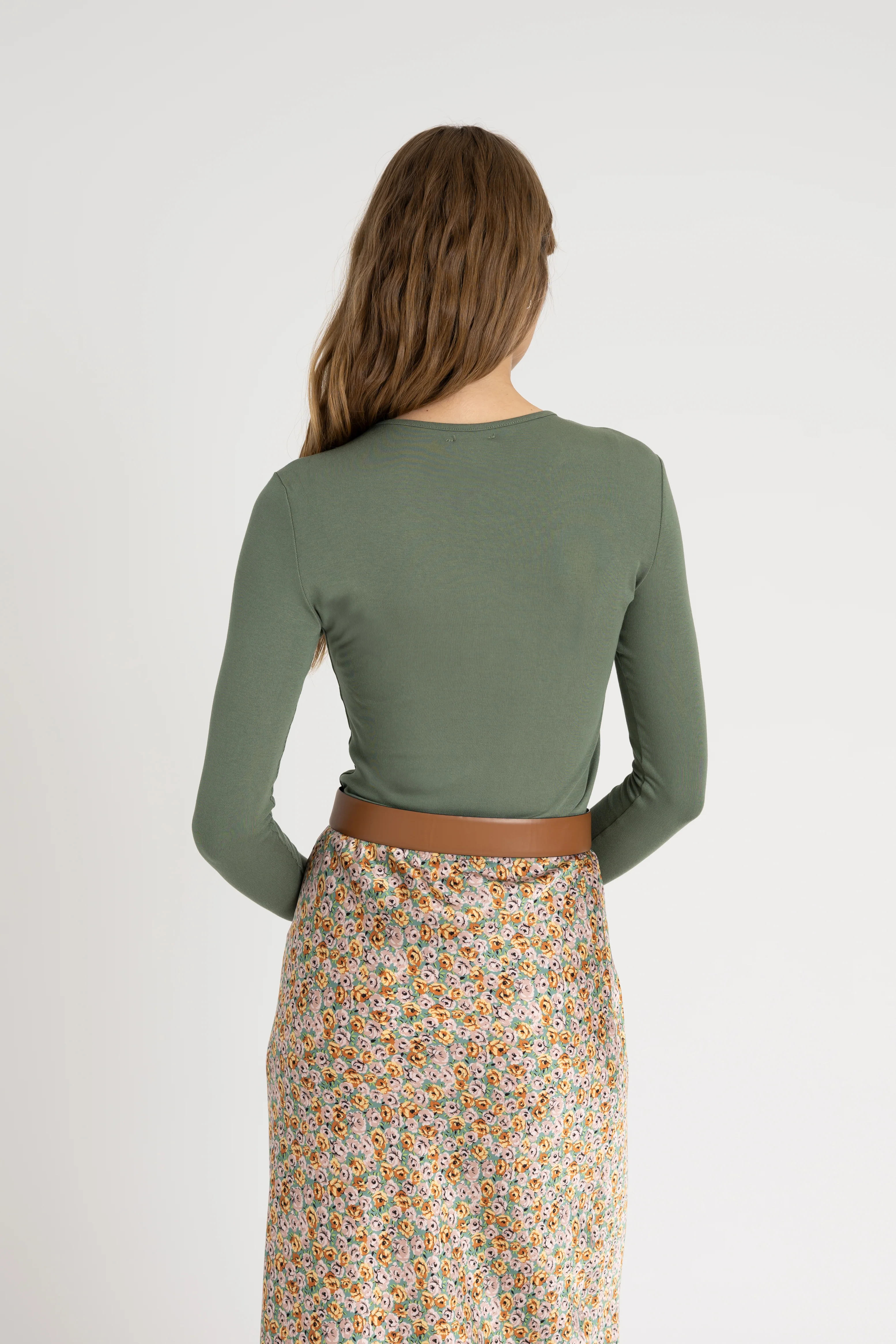 Green Solid Round Neck Long Sleeve T-Shirt - Image 3