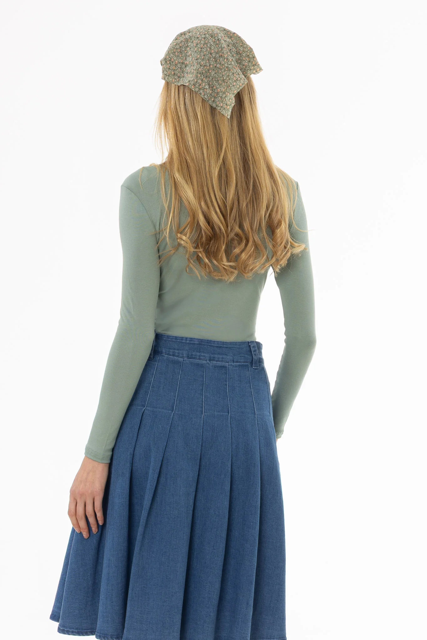 Sage Solid Long Sleeve T-Shirt - Image 4