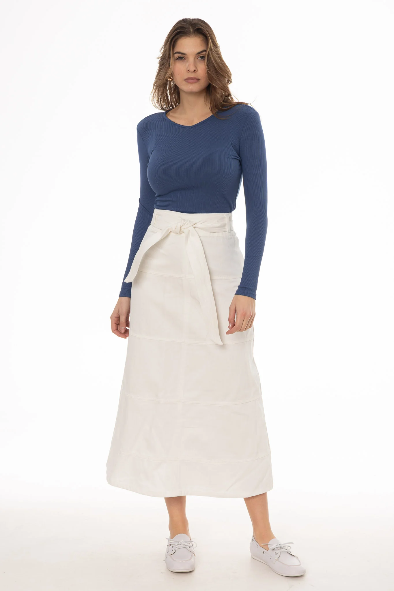 White Denim Belted A-Line Maxi Skirt - Image 5