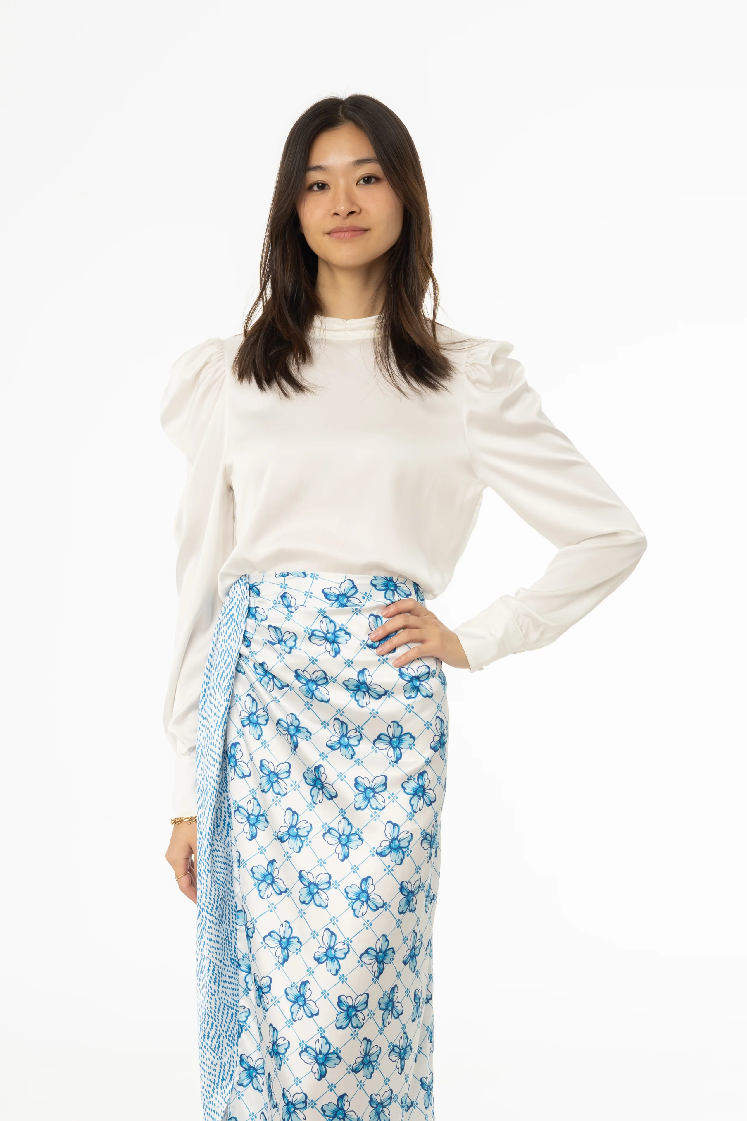 White Puff Sleeve Silky Blouse - Image 4