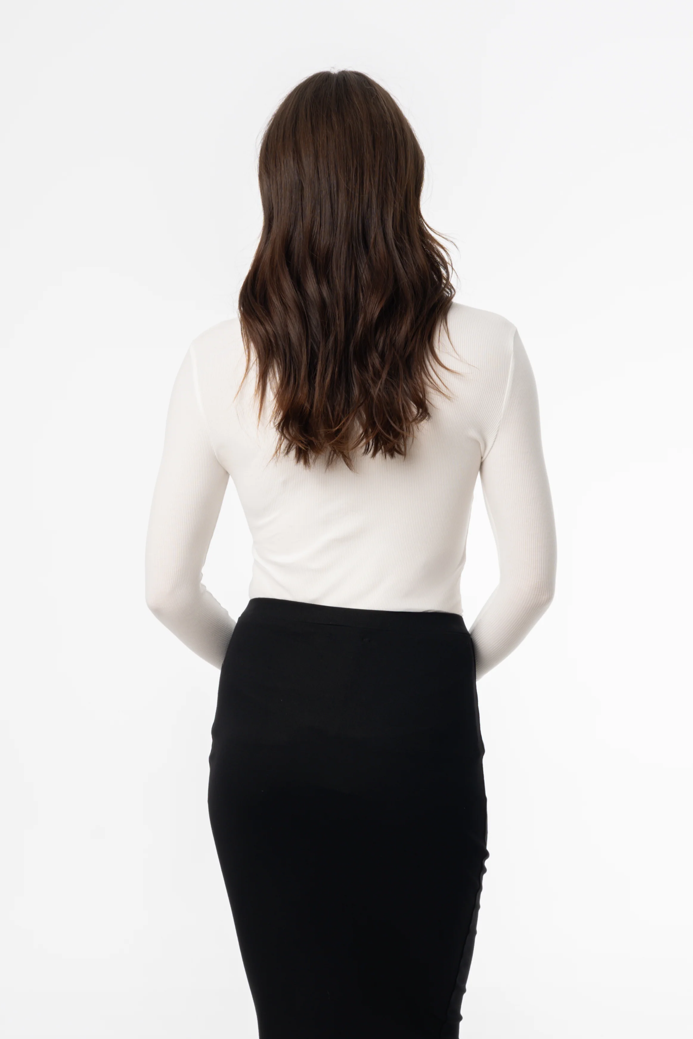 White Ribbed Round Neck 3/4 Sleeve T-Shirt - Image 3