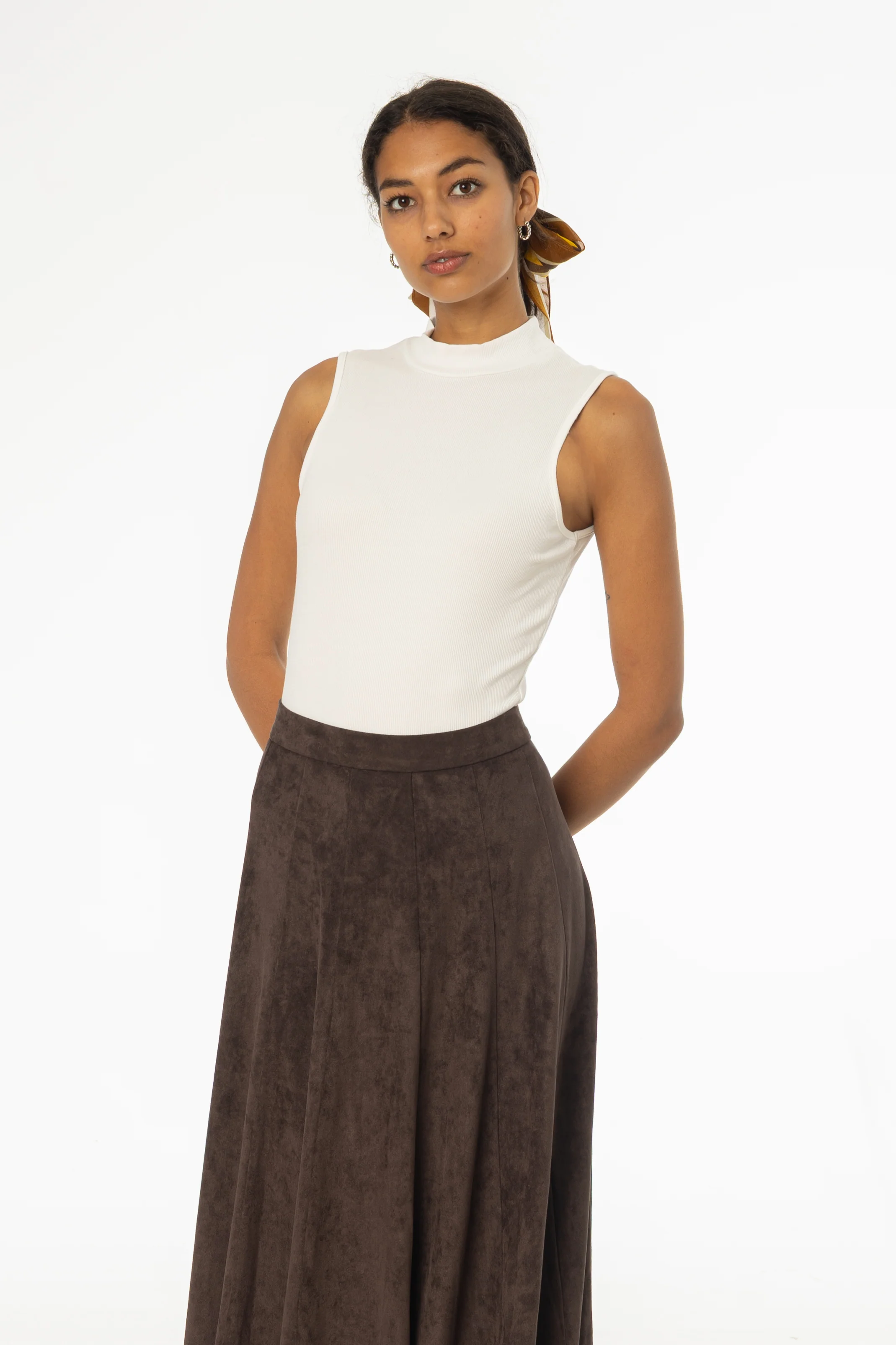 White Ribbed Sleeveless Mock Neck Top - Image 4