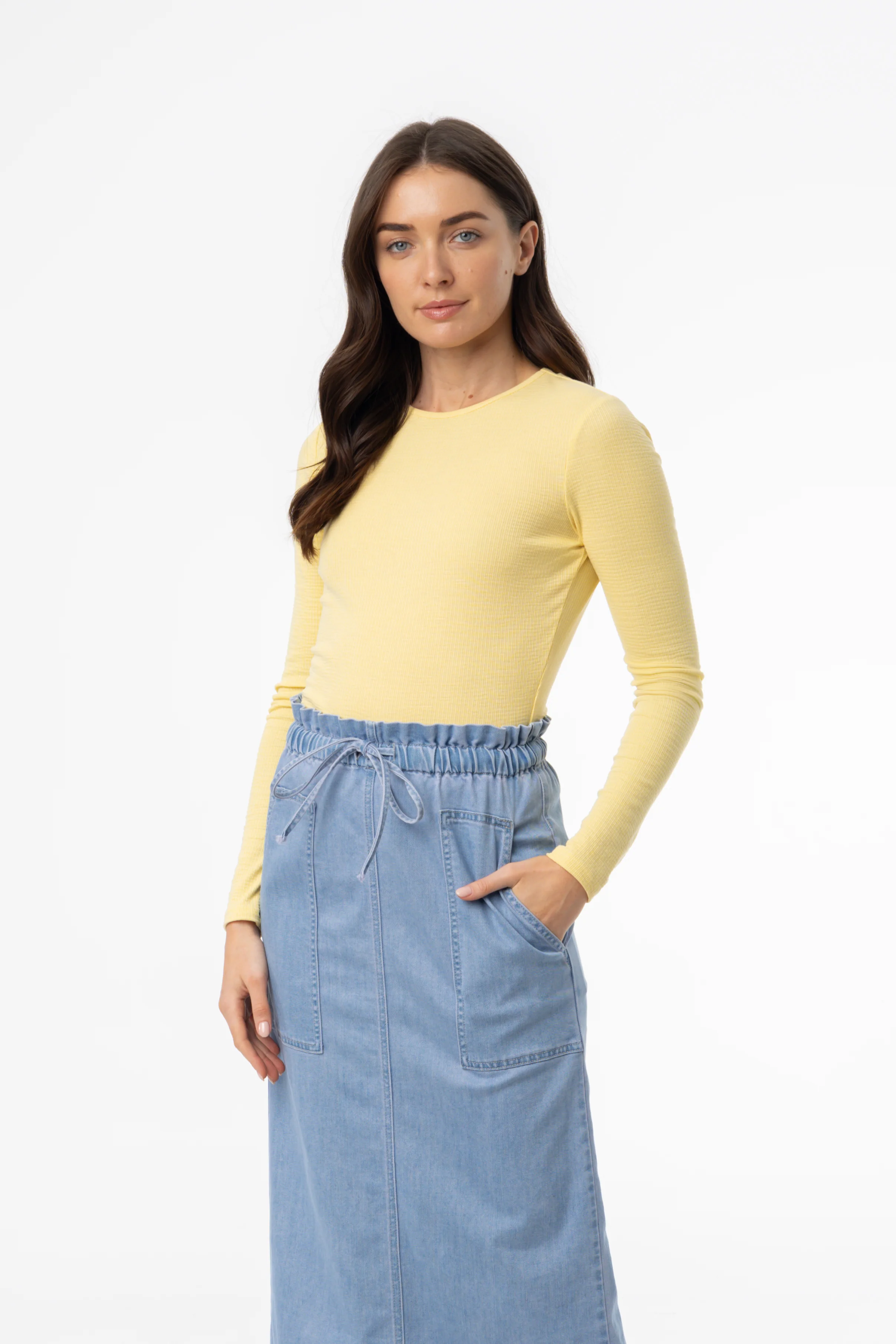 Yellow Waved Round Neck Long Sleeve T Shirt - Image 4